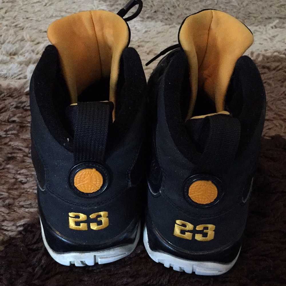 Jordan Retro 9s “Citrus”